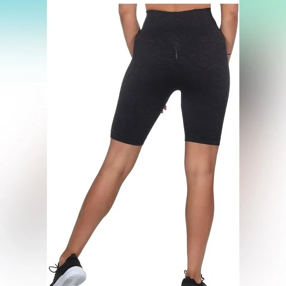 Gymshark Black Patterned Bike Shorts - Picture 3 of 5